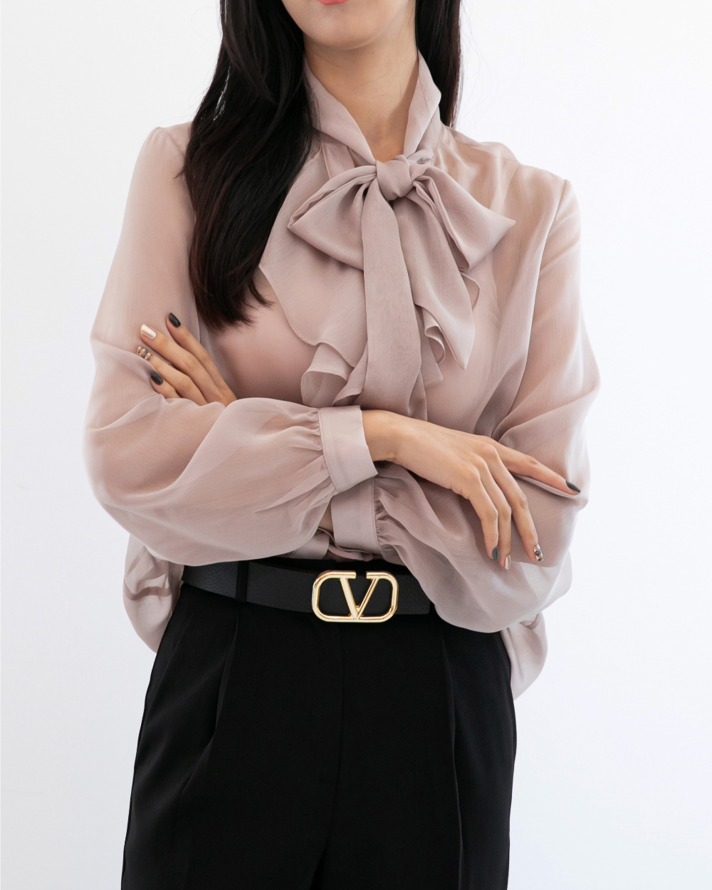blouse model image-S1L33