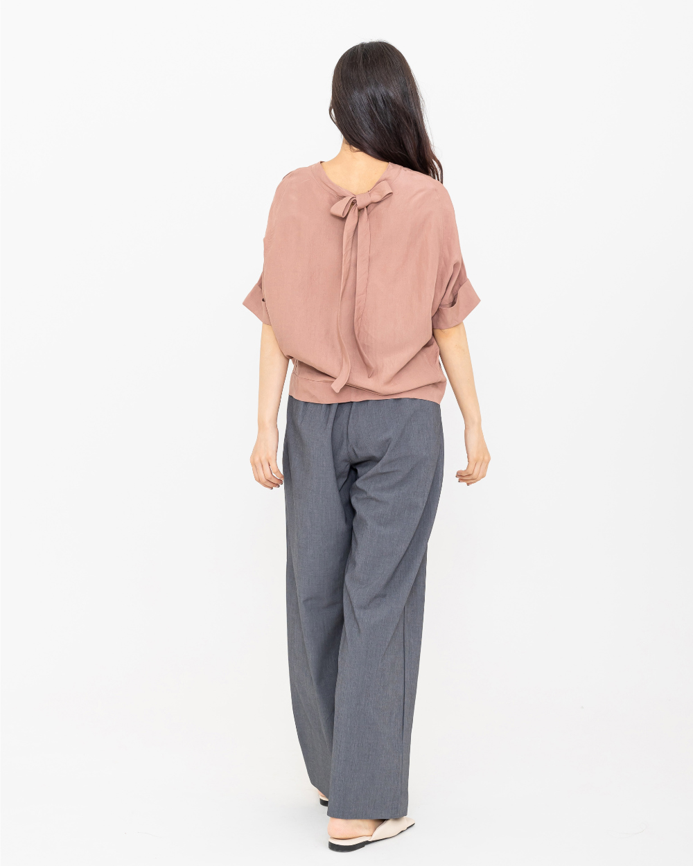 suspenders skirt/pants model image-S1L47