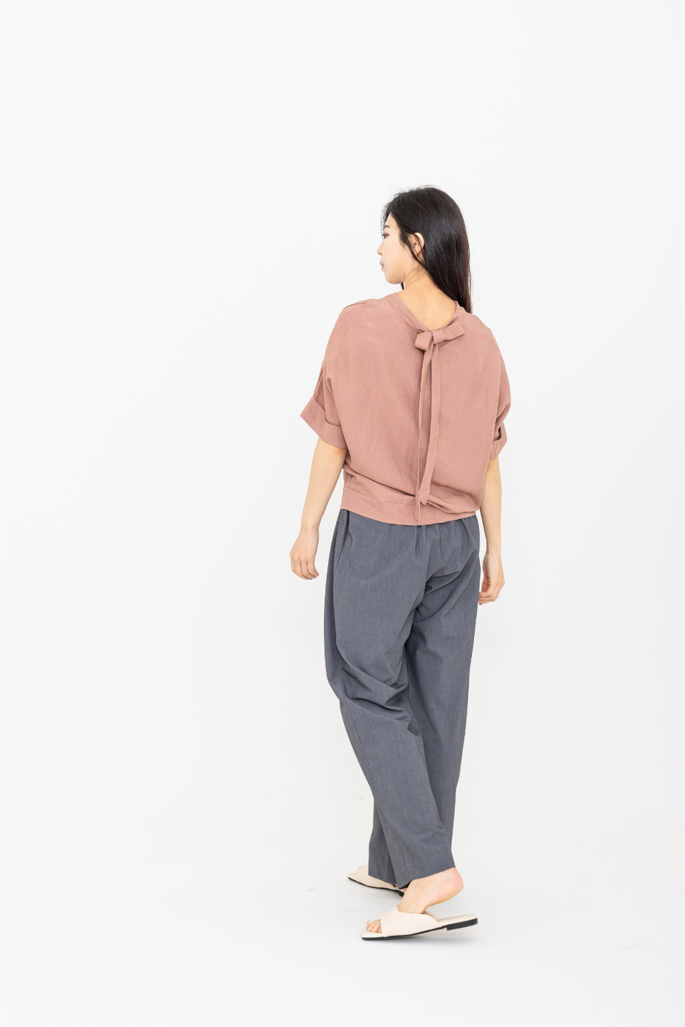 suspenders skirt/pants model image-S1L46