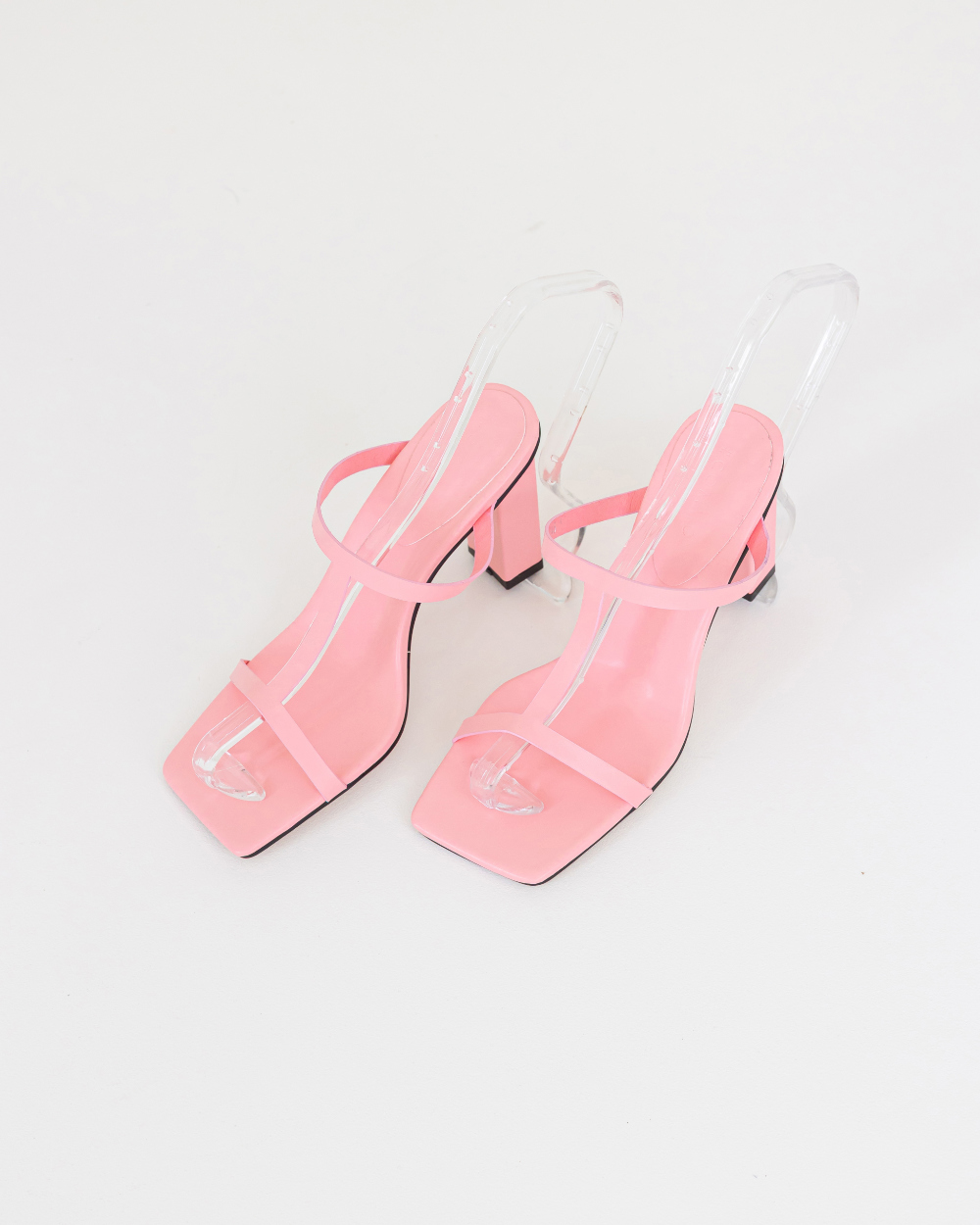 shoes baby pink color image-S2L7
