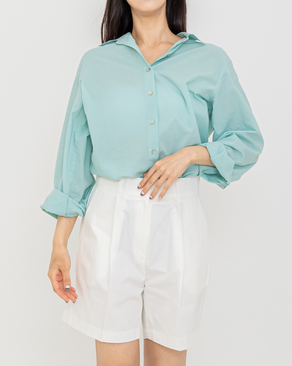 blouse model image-S1L22