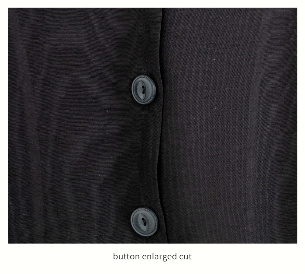 long sleeved tee detail image-S1L67