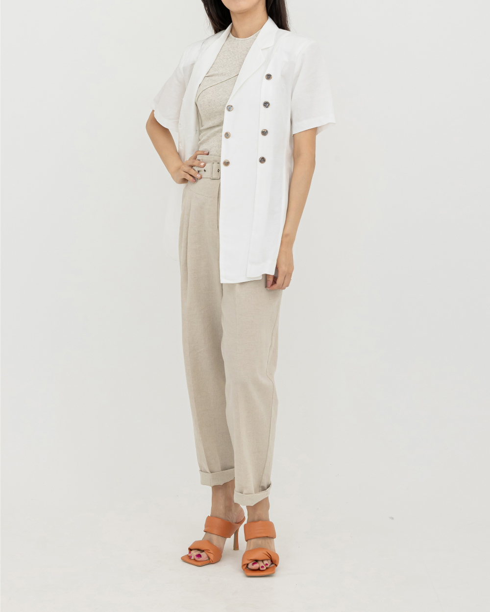 suspenders skirt/pants model image-S1L26