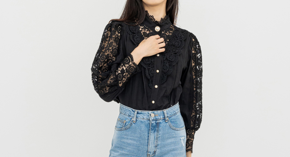 blouse model image-S1L27