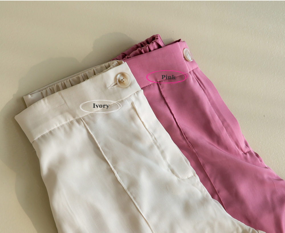 suspenders skirt/pants detail image-S1L27