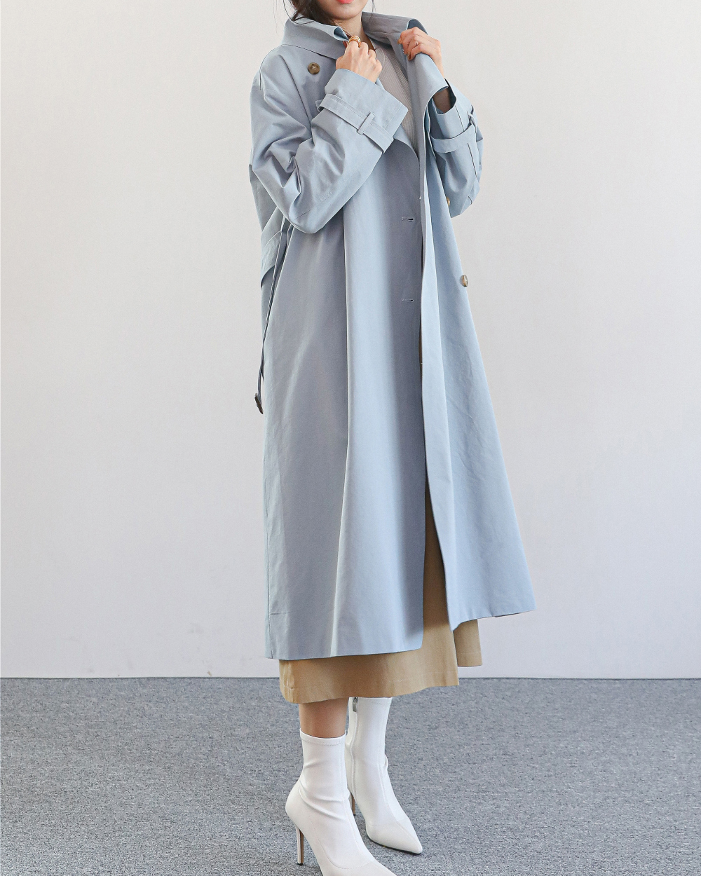 coat model image-S1L12