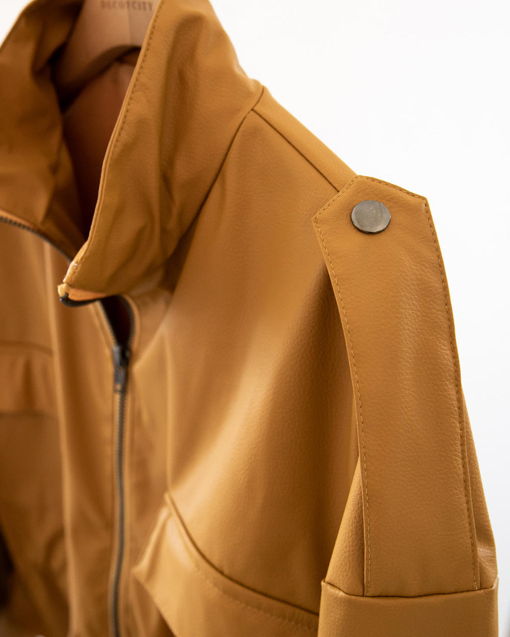 jacket detail image-S1L41