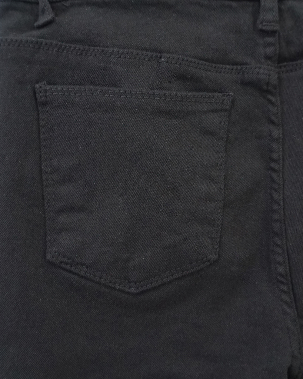 Pants detail image-S3L3