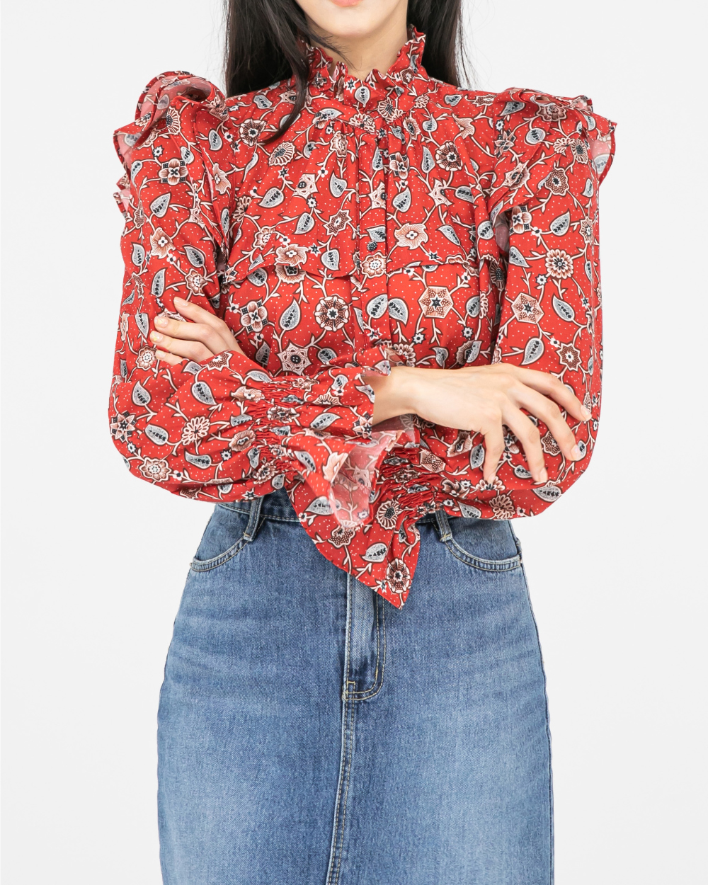 blouse model image-S1L26