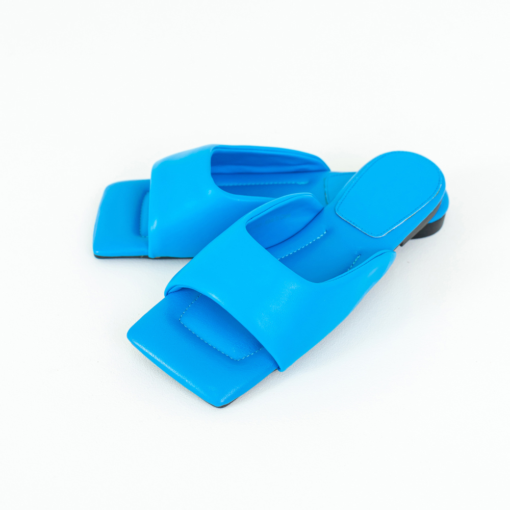 shoes sky blue color image-S1L13