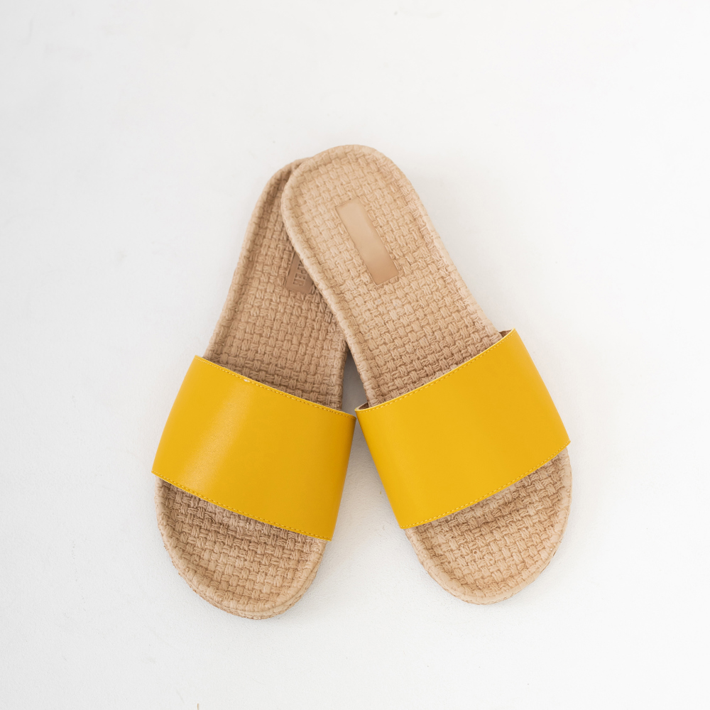 shoes mustard color image-S1L36