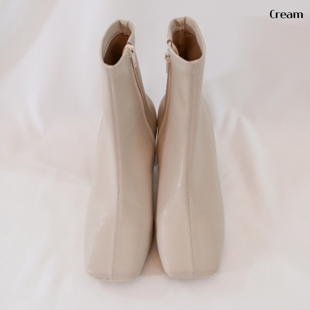 shoes cream color image-S1L12