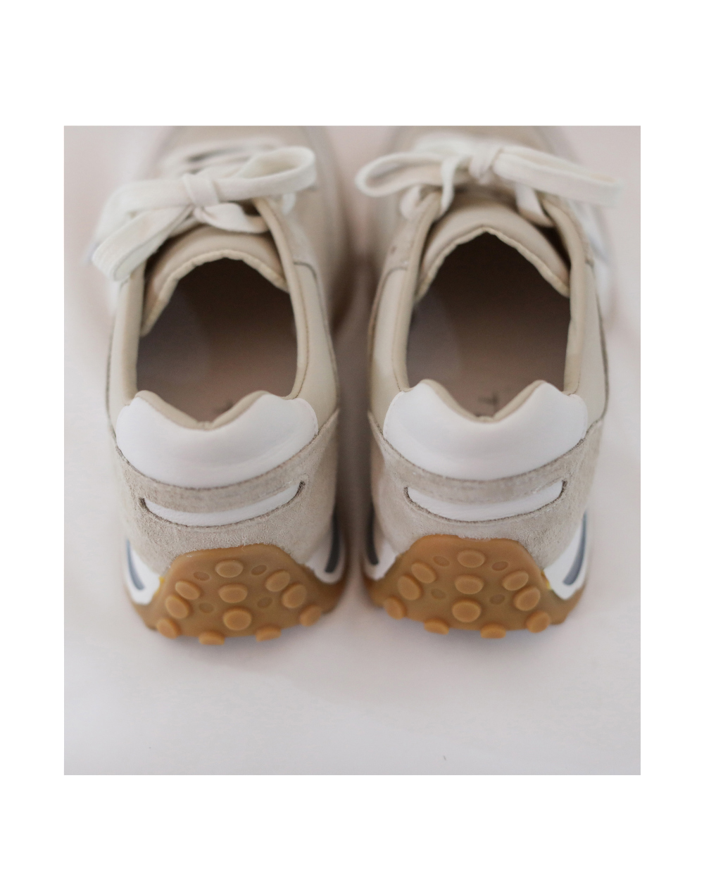 shoes cream color image-S1L30