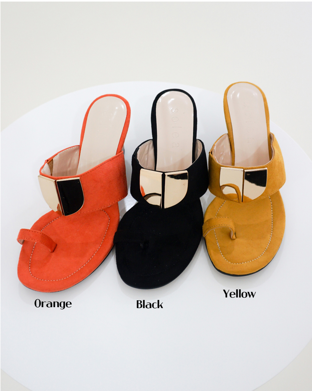 shoes orange color image-S4L1